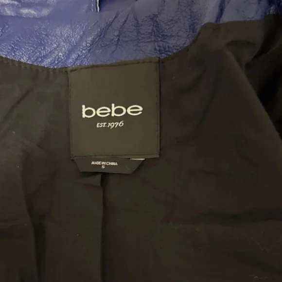 Bebe 100% leather crop Women's Blue Leather Jacket - Picture 9 of 13